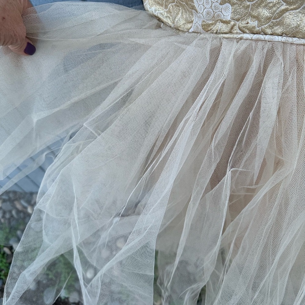 Vintage 80’s Gold and White Mermaid Dress - Picture 11 of 12